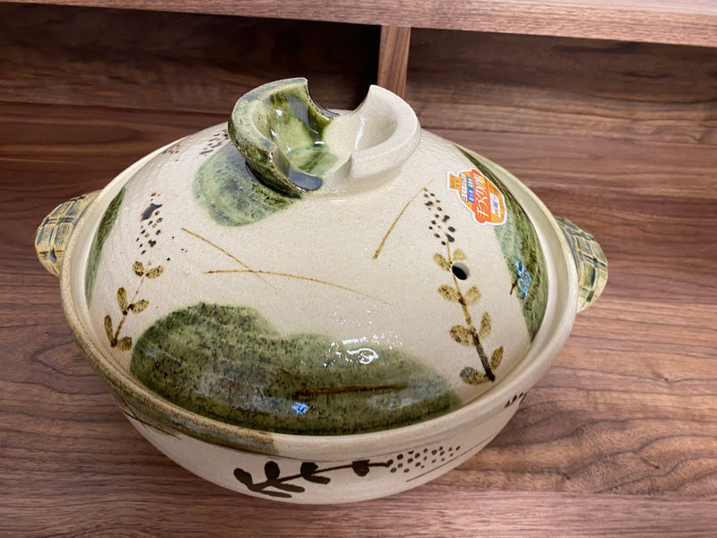 Japanese Inspired Ceramic Stewing Pot - Floral - Fish - 3 Sizes from Apollo  Box