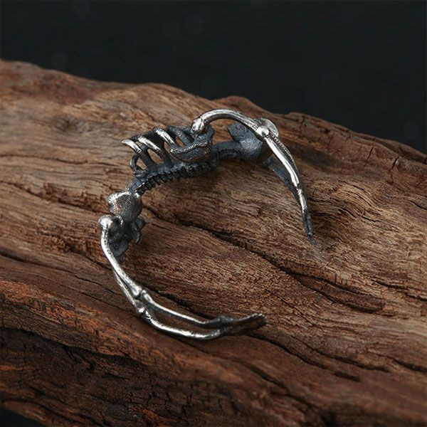 Full Skeleton Wrap Ring - ApolloBox