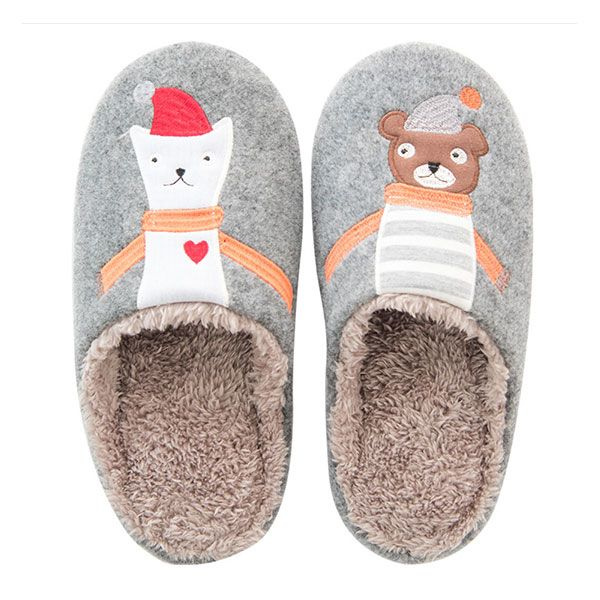 Cute Holiday Bear Slippers - ApolloBox