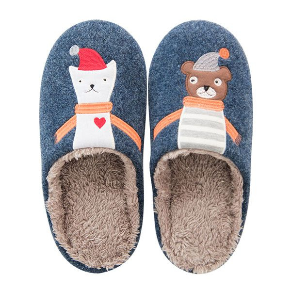 Cute Holiday Bear Slippers - ApolloBox