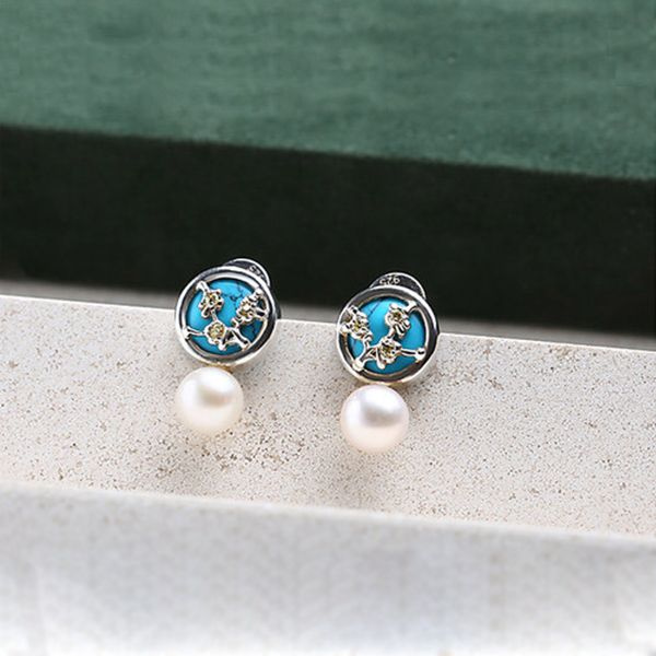 Van Gogh Pearl Stud Earrings - ApolloBox