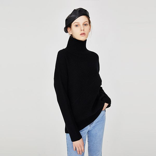 Loose Fitting Turtleneck Sweater from Apollo Box