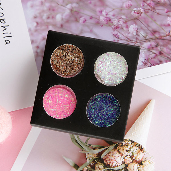 Glittering Eye Shadow - ApolloBox