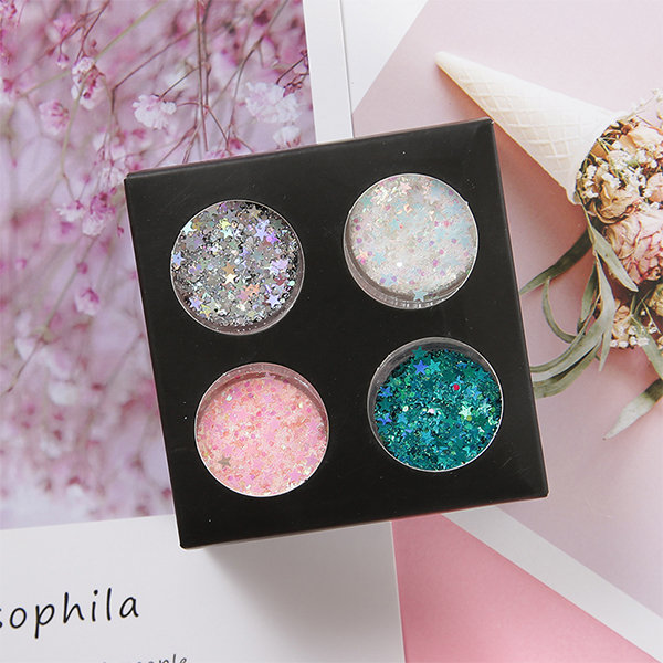 Glittering Eye Shadow - ApolloBox