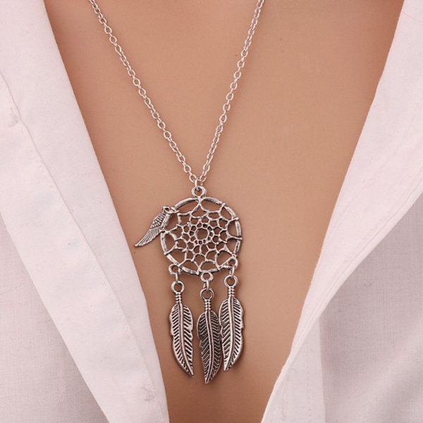 Dream Catcher Necklace ApolloBox   G7VbuArray 5 