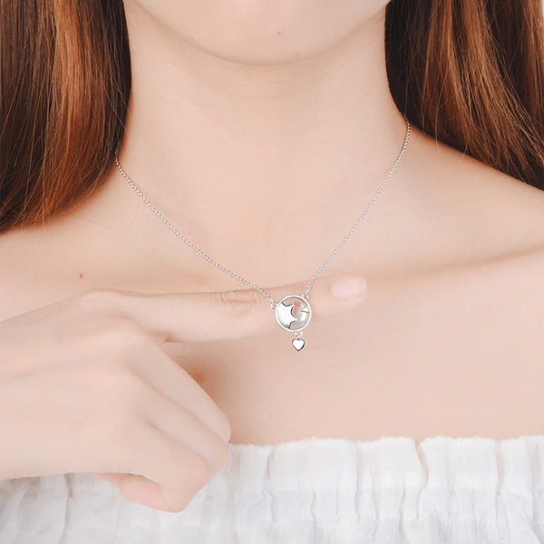 Moonstone Star Pendant Necklace - ApolloBox