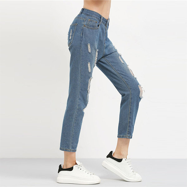 Distressed Slim Cut Jeans - ApolloBox