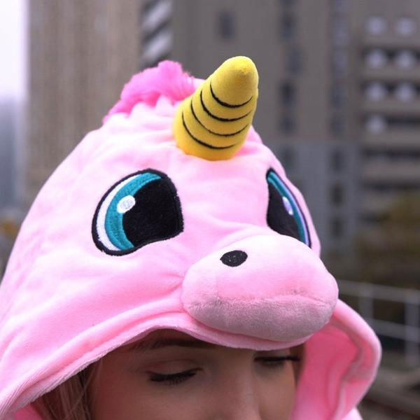 Unicorn hoodie clearance neck pillow