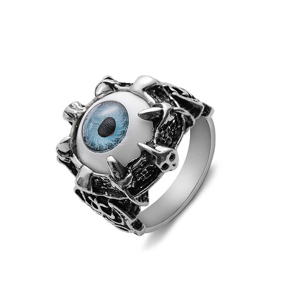 Goth Style Silver Cat’s Eye Ring from Apollo Box