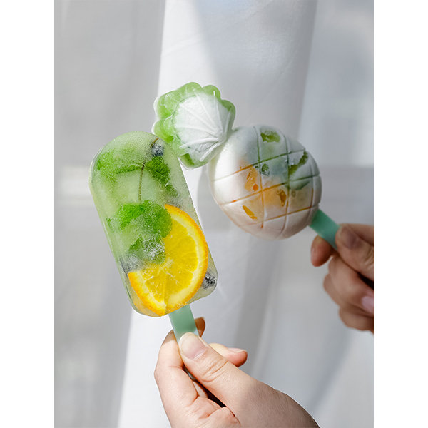 Playful Ice Pop Molds from Apollo Box