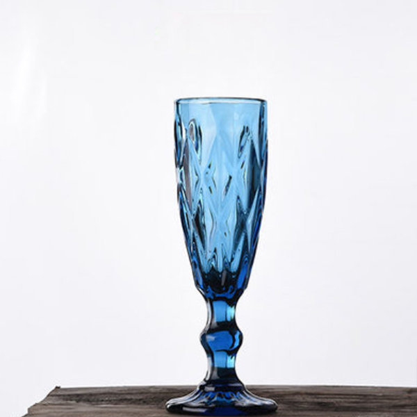 Crackled Wine Glass - ApolloBox