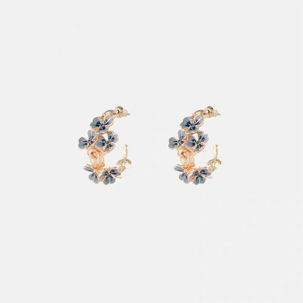 Iris Flower Earrings - ApolloBox