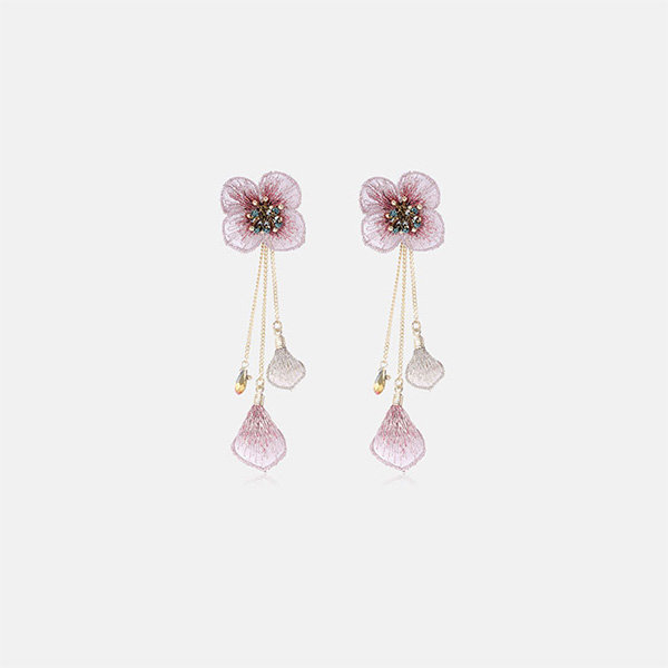 Pretty flower earrings