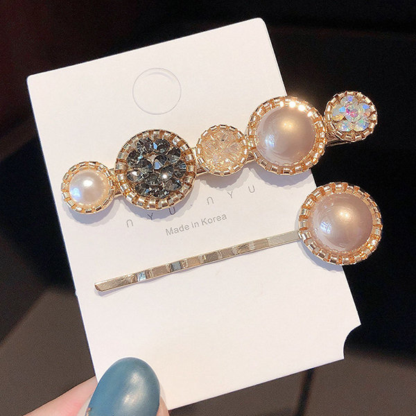 Pearl Crystal Hair Clip - ApolloBox