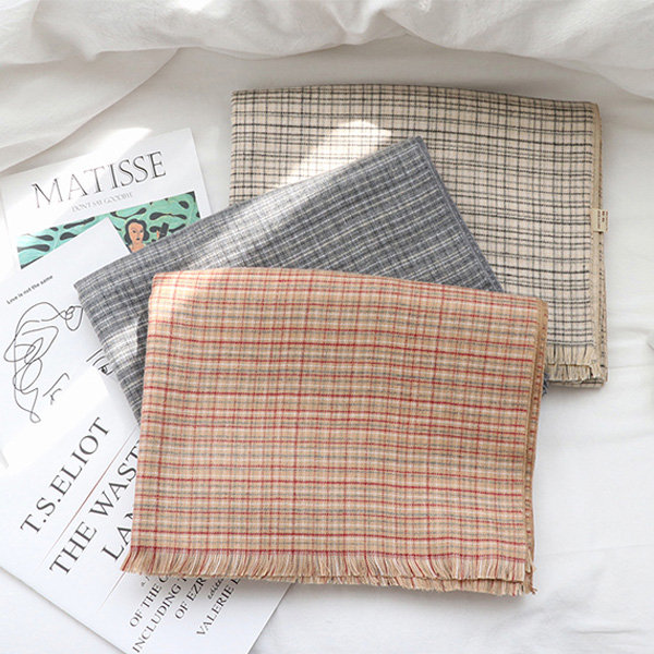 Versatile Plaid Scarf - ApolloBox