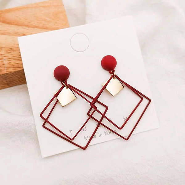 Square Dangling Earrings - ApolloBox