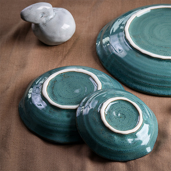 Beautiful Handmade Ceramic Dinnerware - ApolloBox