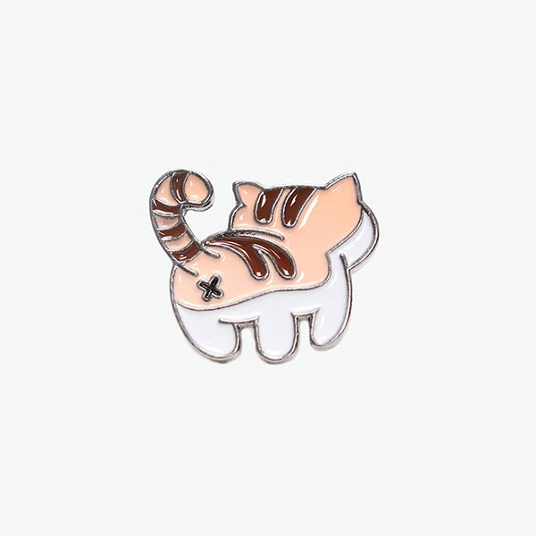 Cute Cat Brooch - ApolloBox