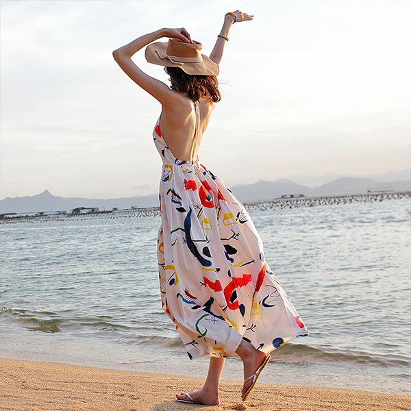 Printed Halter Dress - ApolloBox