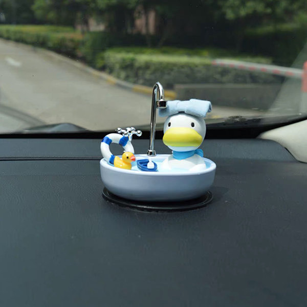 Bathtub Duck Car Decoration - ApolloBox