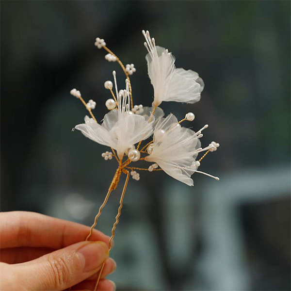 Dainty Flower Hairpin