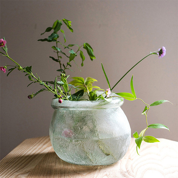 Handmade Elegant Glass Vase from Apollo Box