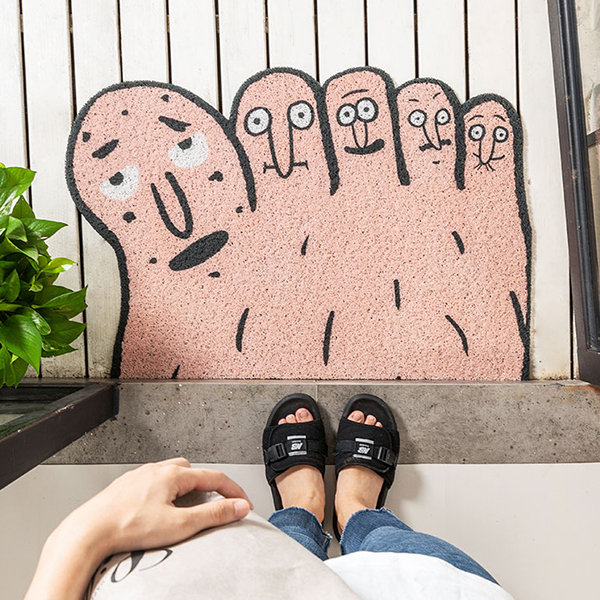 Funny Toes Doormat