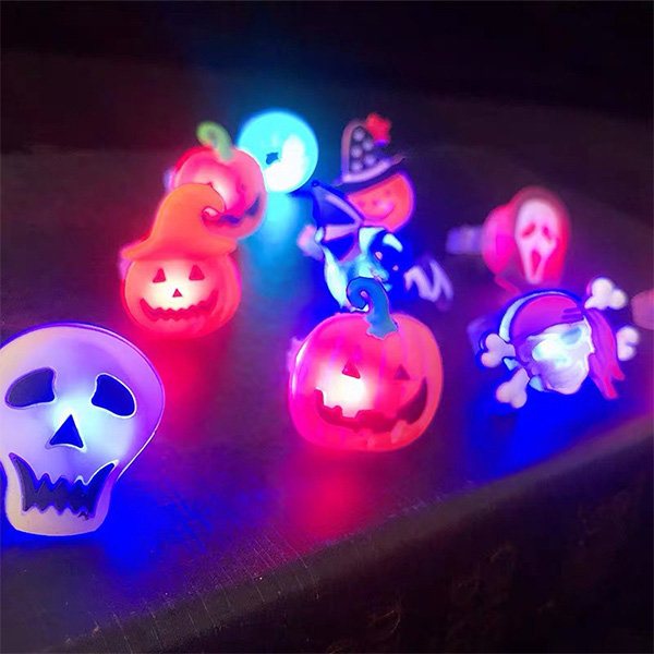 Halloween Glow in the Dark Ring Set - ApolloBox