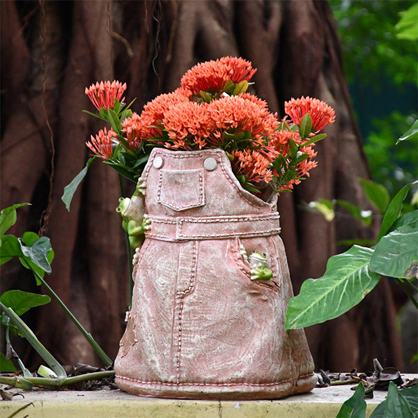 Stone Flower Pot - ApolloBox