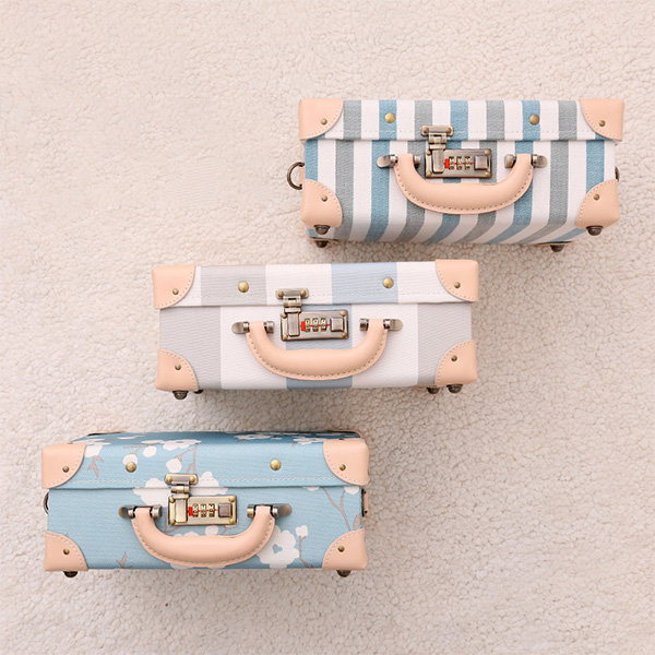 Vintage-Inspired Designs Suitcases