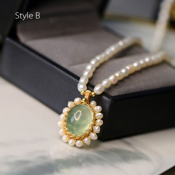 Pearl And Stone Necklace - ApolloBox