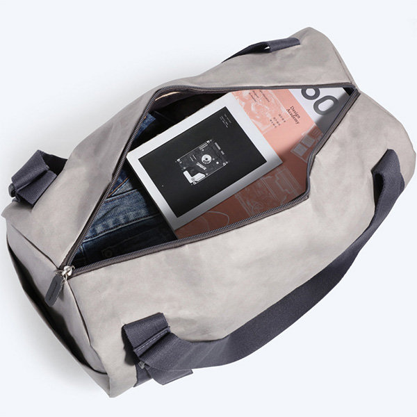 Unisex Weekend Bag - ApolloBox