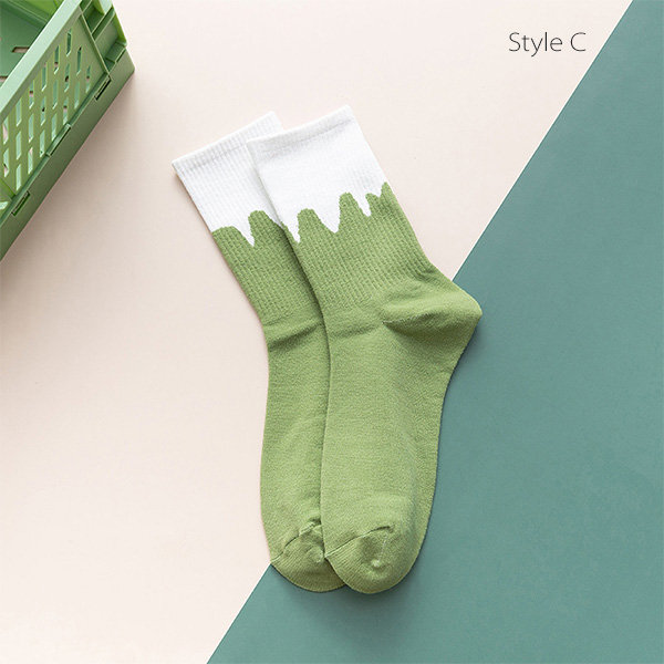 Funky Green Socks - ApolloBox