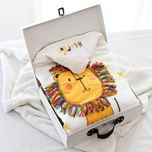 Soft Cotton Baby Blanket Gift Box - ApolloBox