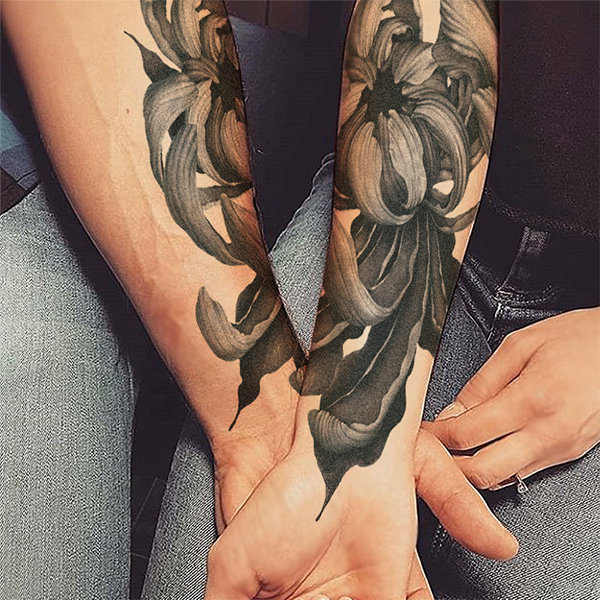 Tattoosday (A Tattoo Blog): Sarah's Chrysanthemum