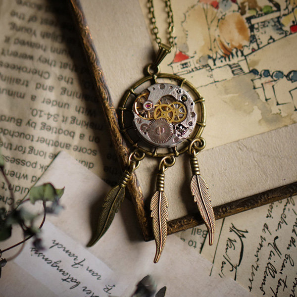 Vintage Dream Catcher Necklace - Boho Chic Jewelry