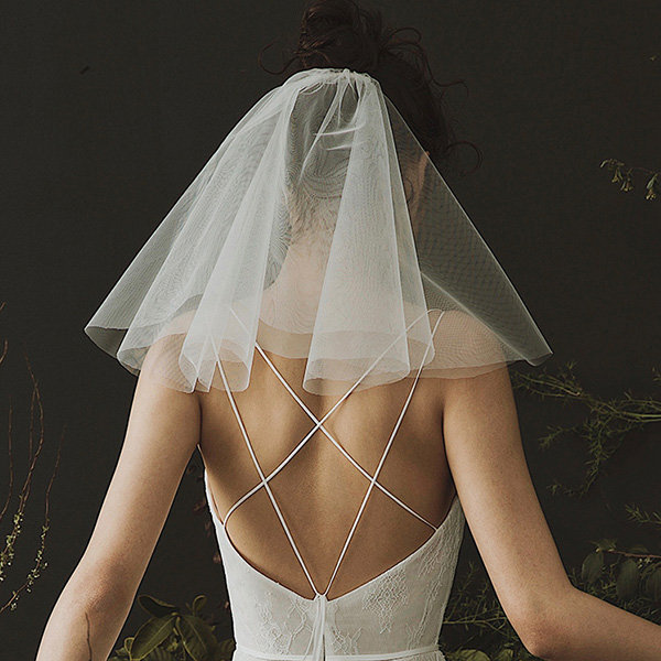 Vintage Inspired Short Bridal Veil from Apollo Box