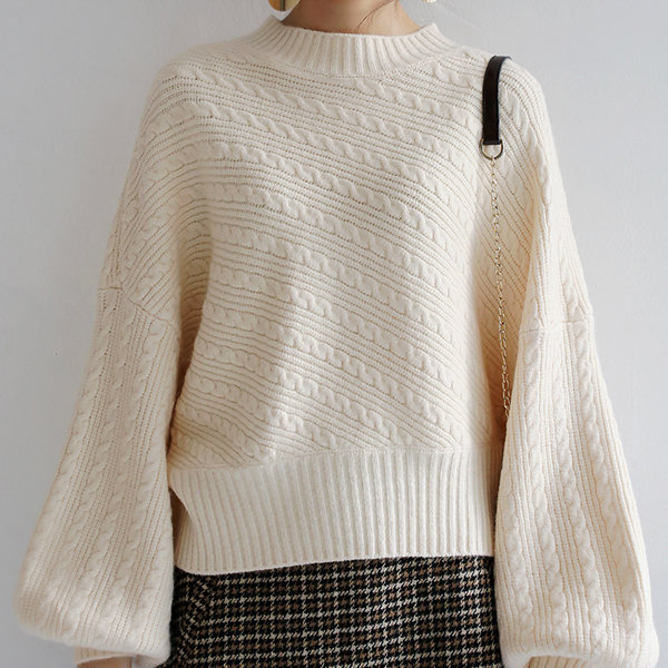 Twisted Pattern Mohair Sweater - ApolloBox