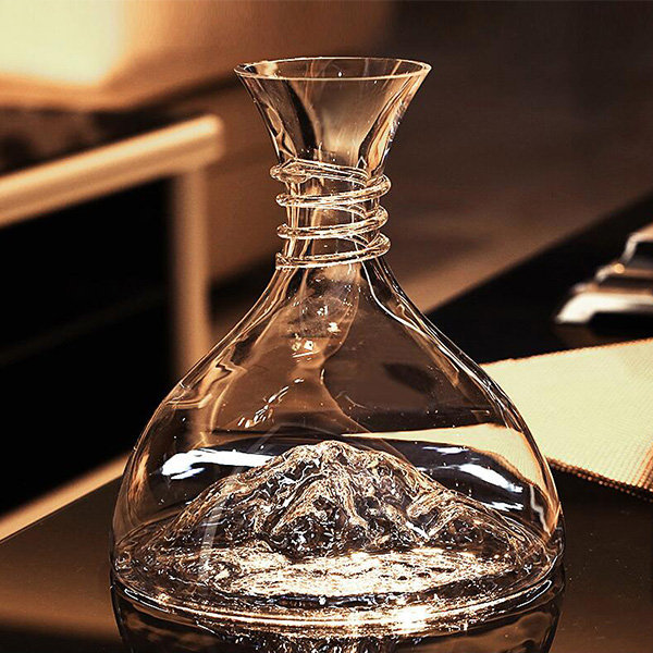 Beautiful Glass Decanter Set - ApolloBox