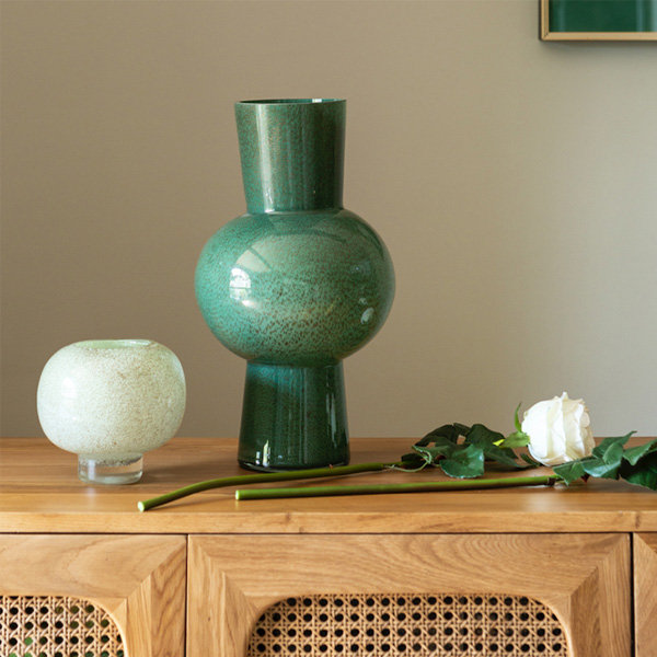 Curvy Vintage Inspired Vase