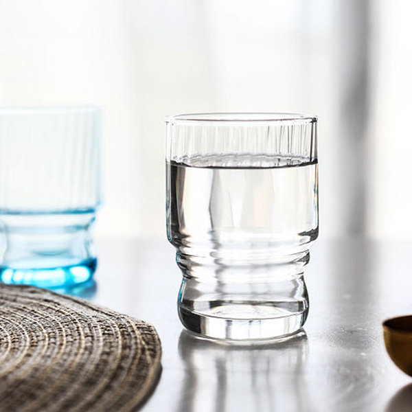 Sleek Drinking Glasses - ApolloBox