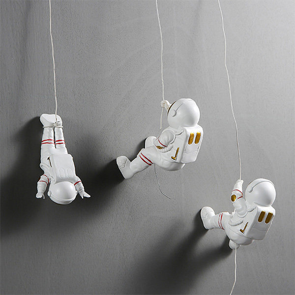 Astronaut Resin Wall Decoration - For Space Themed Room - 3 Patterns 