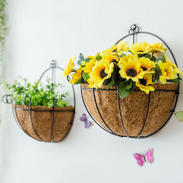 Wall Mounted Flower Basket - ApolloBox