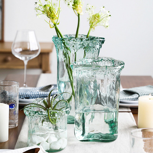 Elegant Glass Vase ApolloBox