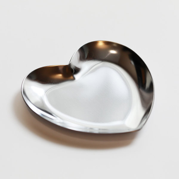 Heart Shaped Jewelry Dish - ApolloBox
