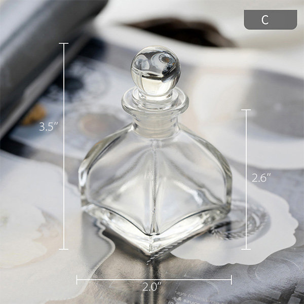 Perfume Glass Bottles Realistic Set  Perfume bottle design, Bottle  drawing, Perfume design