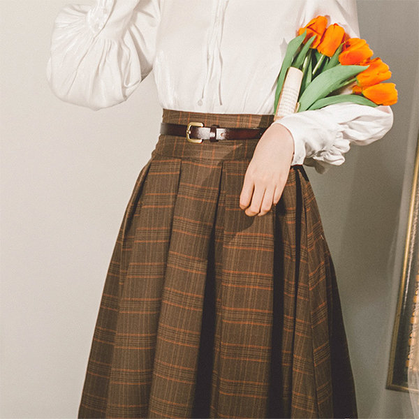 Vintage Inspired Plaid Skirt from Apollo Box