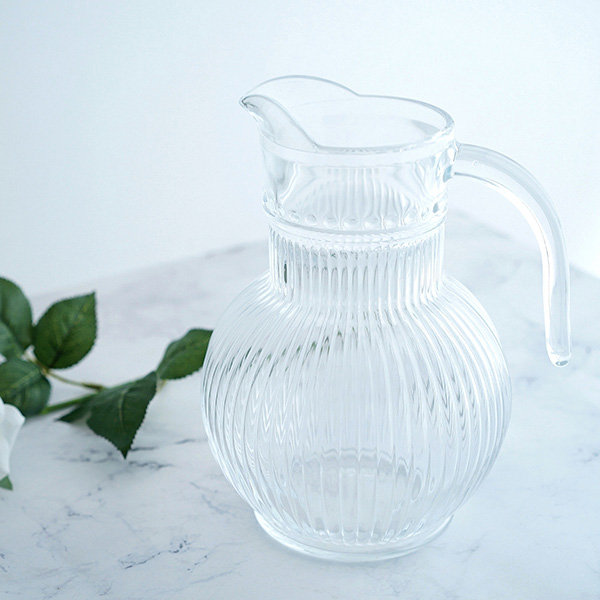 Japanese Pitcher Glass - ApolloBox