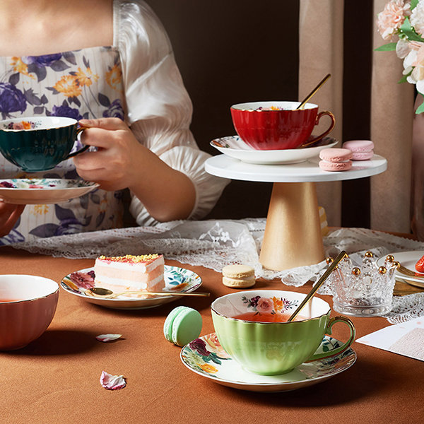 Elegant Tea Set from Apollo Box