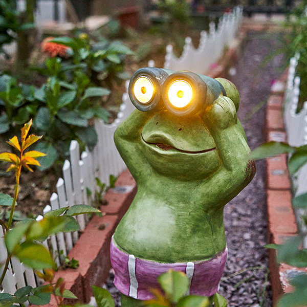 Shop LC Delivering Joy Set of 2 Green Black Garden Frog Solar Stake Light Solar Powered Yard Home Decor 